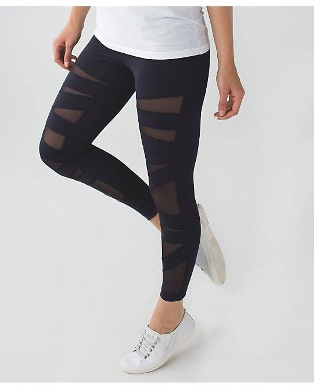 Lululemon High Times 4 Black Wrap Mesh Wanderlust 2015 Special Edition RARE Luon